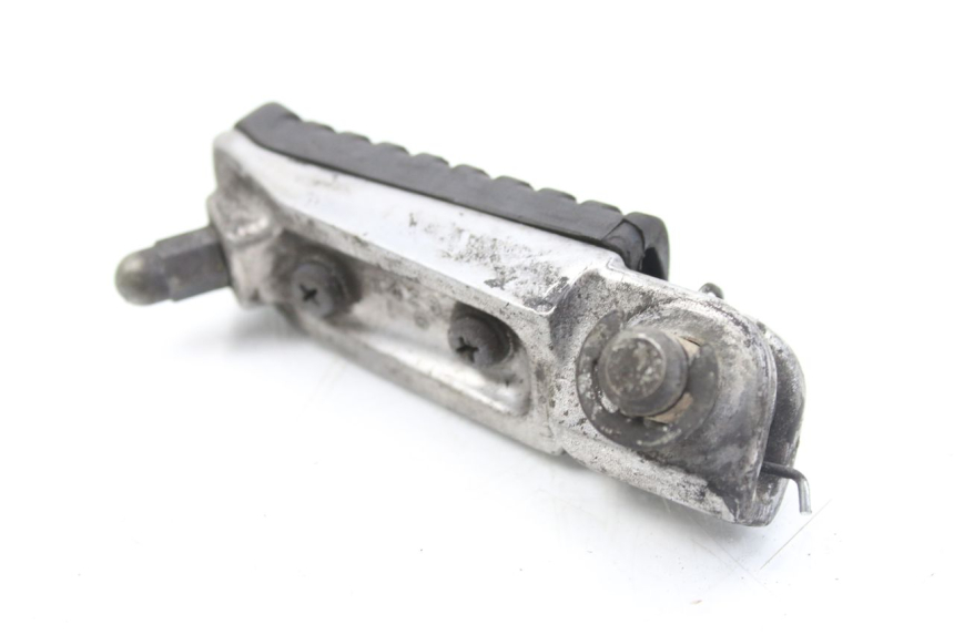 photo de LEFT FRONT FOOTREST KAWASAKI ZR7 ZR-7 S 750 (1999 - 2004) - Alternative perspective