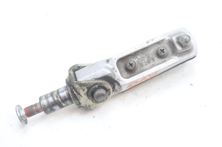 photo de FRONT LEFT FOOTREST KAWASAKI ZX-6R ZX6R 600 (2000 - 2002) - Technical close-up