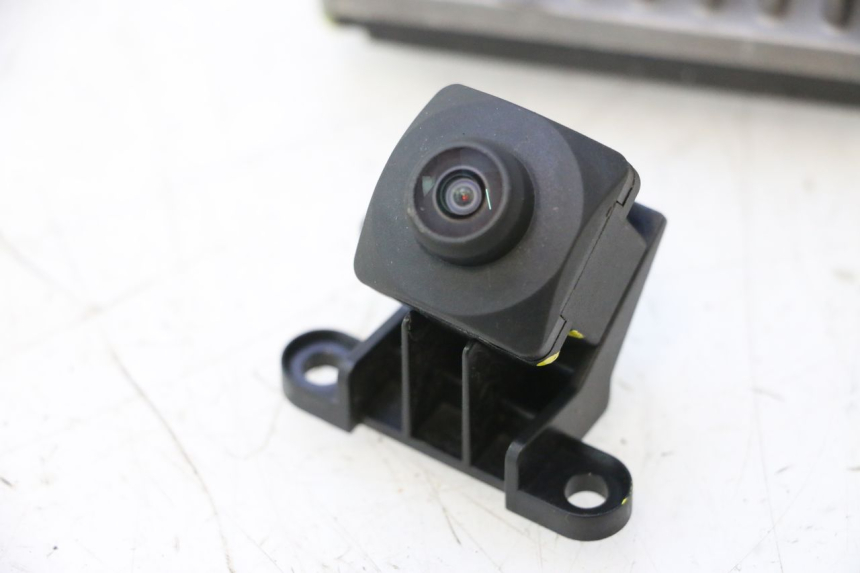 photo de REVERSING CAMERA PIAGGIO MP3 HPE 530 (2022 - 2026) - Markings and original references