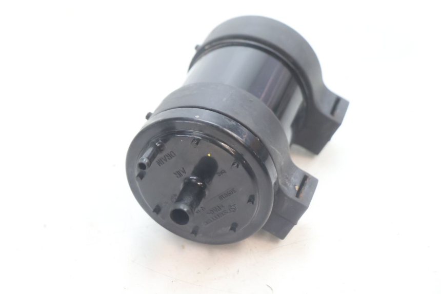 photo de CANISTER PIAGGIO MP3 HPE 530 (2022 - 2026) - Technical close-up