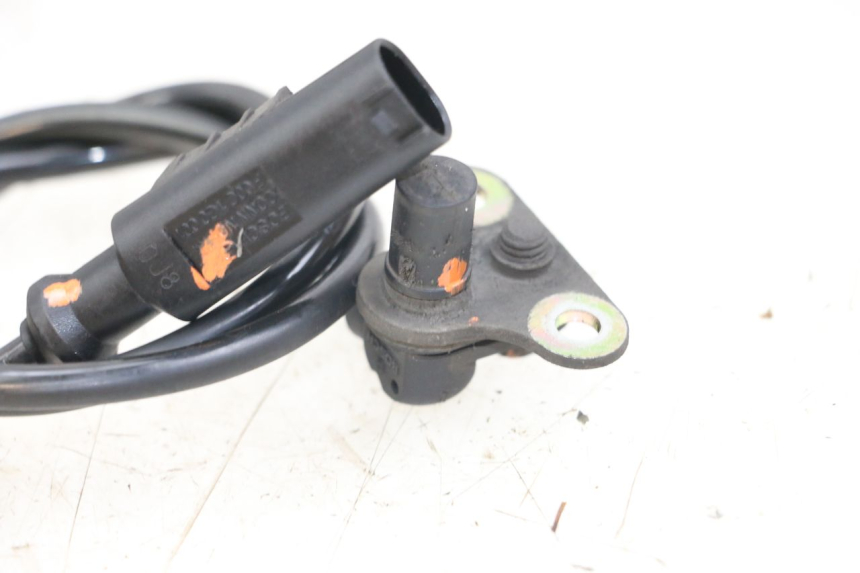 photo de REAR ABS SENSOR KYMCO DINK STREET ABS 125 (2011 - 2018) - Alternative perspective
