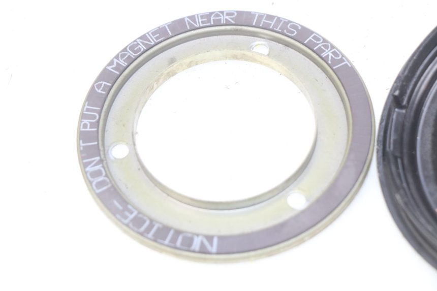 photo de REAR ABS SENSOR YAMAHA FJR ABS 1300 (2016 - 2020) - Alternative perspective