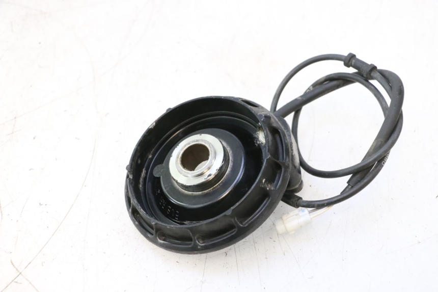 photo de REAR ABS SENSOR YAMAHA FJR 1300 (2001 - 2005) - Alternative perspective
