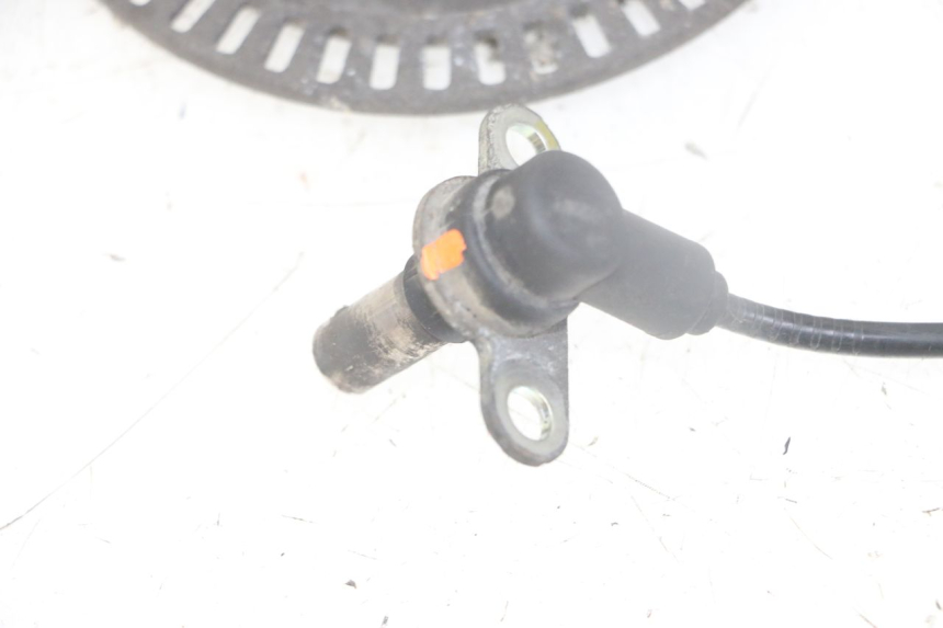 photo de REAR ABS SENSOR HONDA FORZA ABS 300 (2013 - 2017) - Fixing points details
