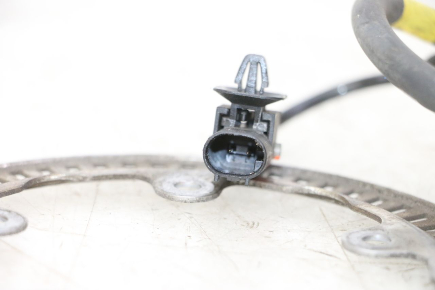 photo de REAR ABS SENSOR PIAGGIO MP3 HPE 310 (2024 - 2025) - Zoom on usage condition