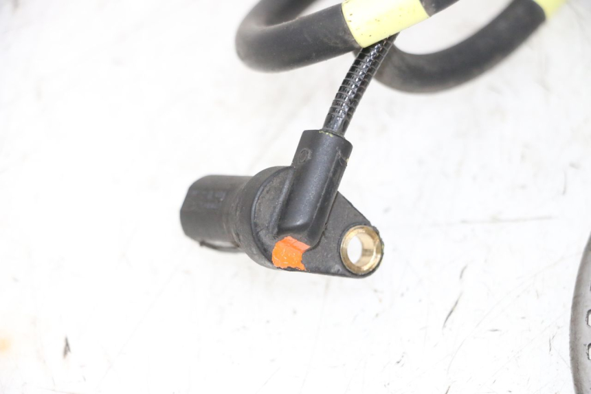 photo de REAR ABS SENSOR PIAGGIO MP3 HPE 300 (2019 - 2026) - Surface and material condition