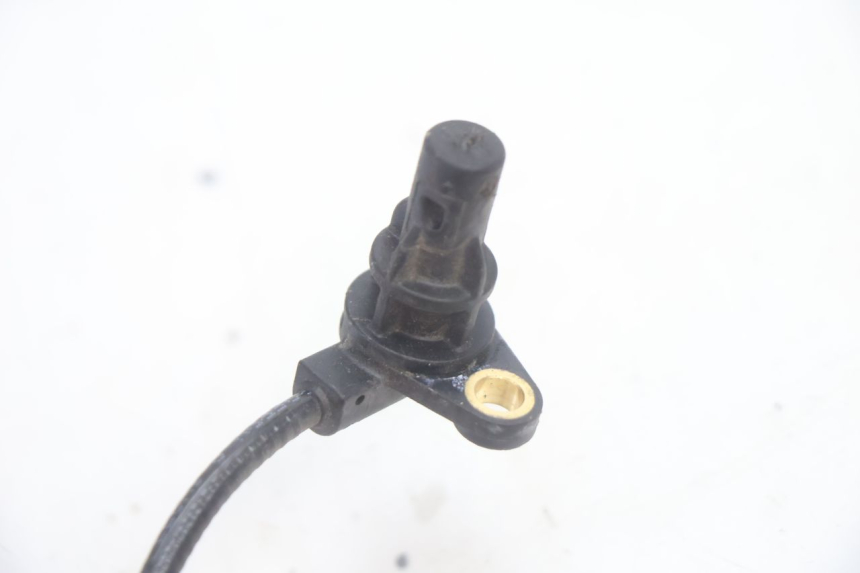 photo de REAR ABS SENSOR PIAGGIO MP3 HPE 530 (2022 - 2026) - Technical close-up