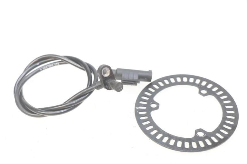 photo de REAR ABS SENSOR YAMAHA N-MAX NMAX 125 (2017 - 2020) - Technical close-up