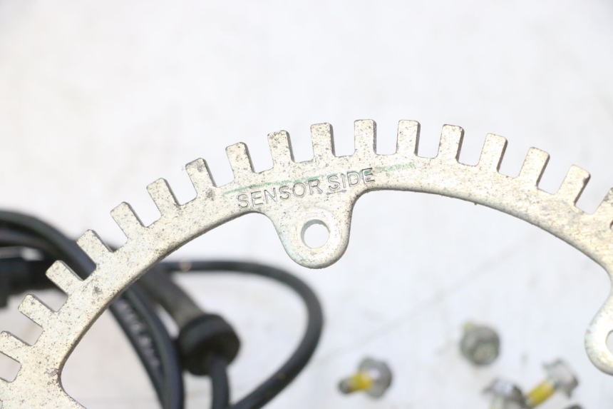 photo de REAR ABS SENSOR CAN-AM SPYDER RS 1000 (2008 - 2012) - Component detail