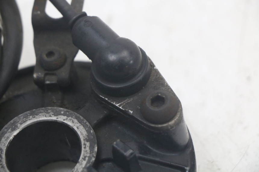 photo de REAR ABS SENSOR YAMAHA TDM ABS 900 (2002 - 2014) - Zoom on usage condition