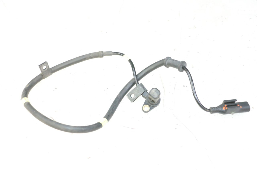 photo de REAR ABS SENSOR PIAGGIO VESPA GTS IGET ABS 125 (2017 - 2023) - Technical close-up