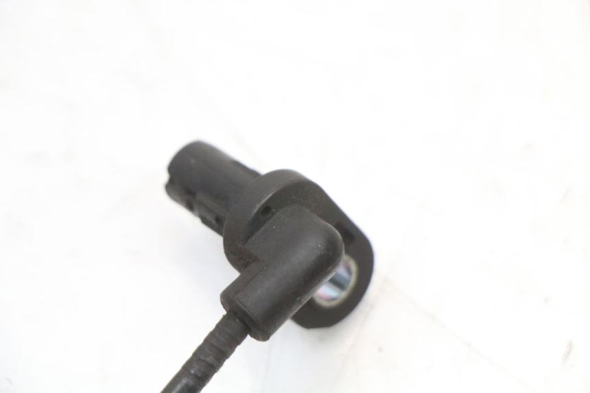 photo de REAR ABS SENSOR YAMAHA XMAX X-MAX ABS 125 (2017 - 2020) - Technical close-up