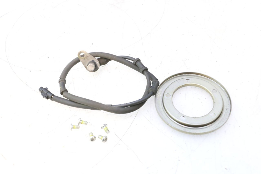 photo de REAR ABS SENSOR YAMAHA X-MAX XMAX 125 (2010 - 2013) - Fixing points details