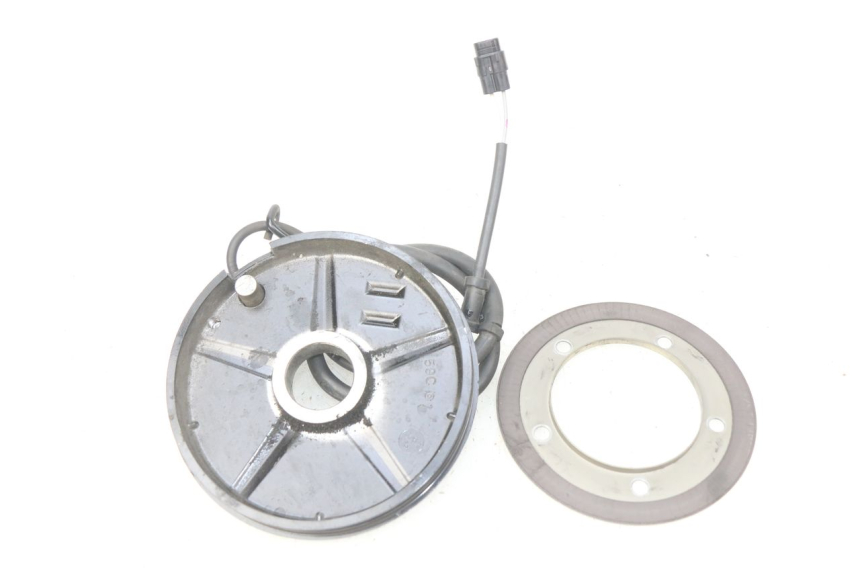 photo de REAR ABS SENSOR YAMAHA XP T-MAX TMAX ABS 530 (2012 - 2015) - Zoom on usage condition