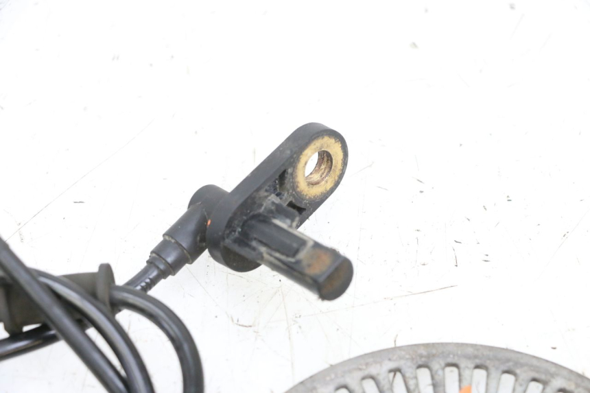 photo de FRONT ABS SENSOR SUZUKI BURGMAN 650 (2013 - 2020) - Product overview