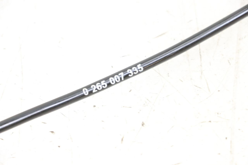 photo de FRONT ABS SENSOR ROYAL ENFIELD CONTINENTAL GT 650 (2019 - 2024) - Alternative perspective