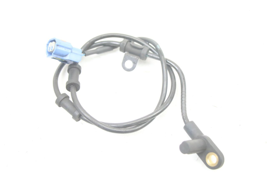 photo de FRONT ABS SENSOR HONDA FORZA 125 (2021 - 2025) - Technical close-up