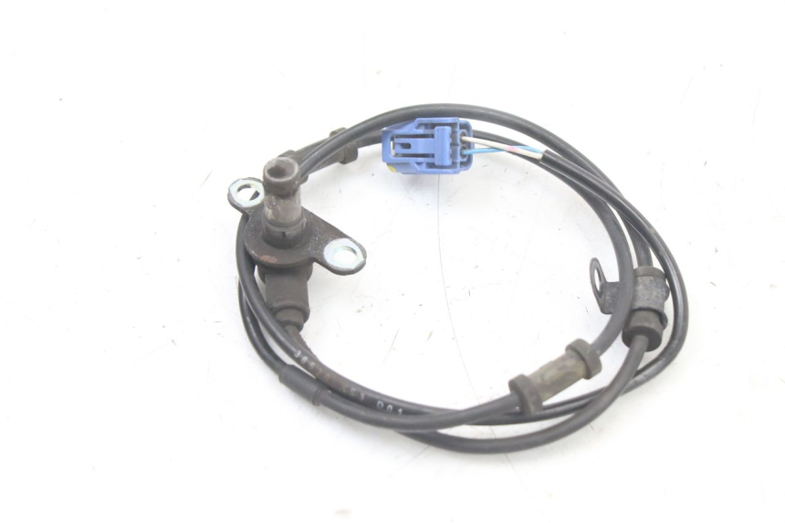 photo de FRONT ABS SENSOR HONDA SH i 300 (2015 - 2020) - Zoom on usage condition