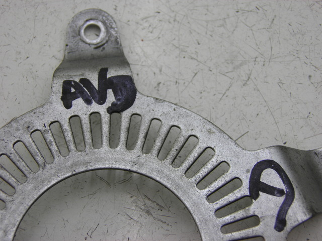 photo de FRONT ABS SENSOR KYMCO XCITING RI ABS 500 (2010) - Zoom on usage condition