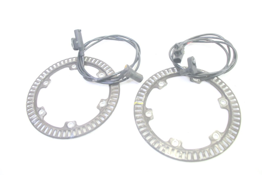 photo de FRONT ABS SENSOR PIAGGIO MP3 500 (2016 - 2018) - Main view