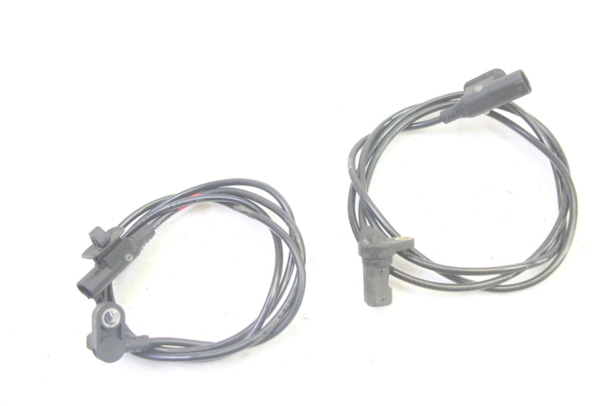 photo de FRONT ABS SENSOR PIAGGIO MP3 500 (2016 - 2018) - Alternative perspective