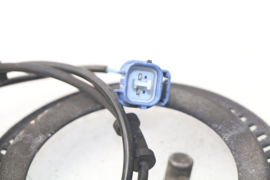 photo de FRONT ABS SENSOR HONDA NSS EX FORZA 250 (2005 - 2013) - Zoom on usage condition