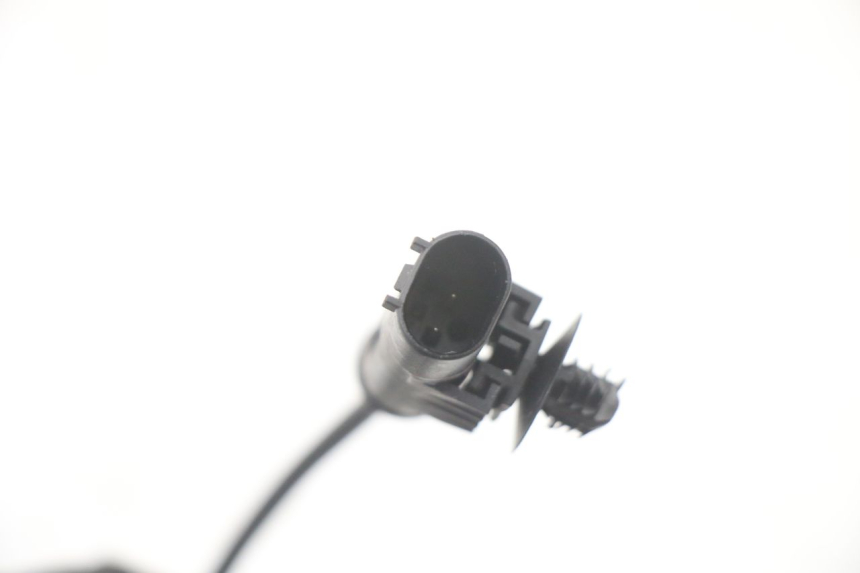 photo de FRONT ABS SENSOR ROYAL ENFIELD HYMALAYAN 410 (2016 - 2023) - Technical close-up