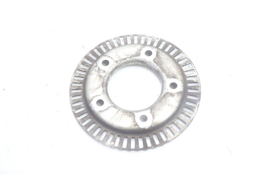 photo de FRONT ABS SENSOR PEUGEOT SATELIS 125 (2013 - 2018) - Zoom on usage condition