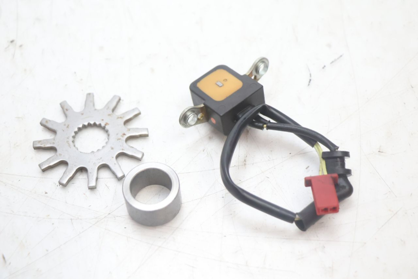 photo de IGNITION SENSOR HONDA FJS SILVER WING SILVERWING 400 (2005 - 2008) - Zoom on usage condition