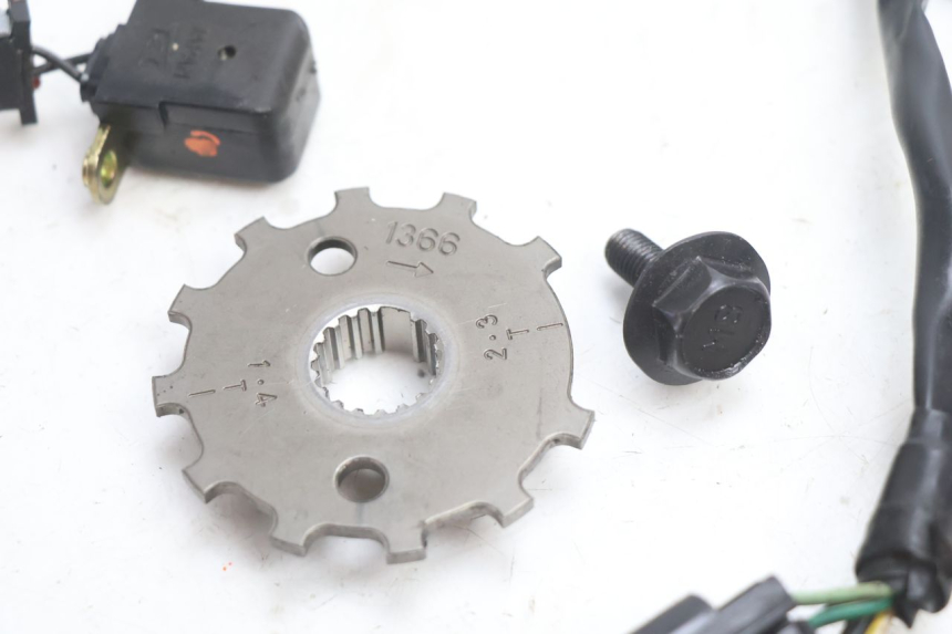 photo de IGNITION SENSOR KAWASAKI ZX-6R ZX6R 600 (2000 - 2002) - Additional view of the item
