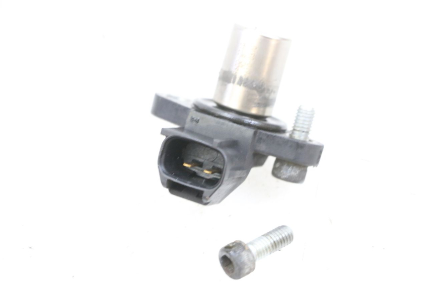 photo de CAMSHAFT SENSOR SUZUKI BURGMAN 650 (2013 - 2020) - Zoom on usage condition