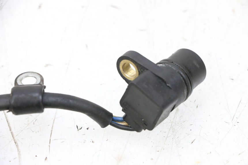 photo de CAMSHAFT POSITION SENSOR YAMAHA FJR ABS 1300 (2006 - 2012) - Zoom on usage condition