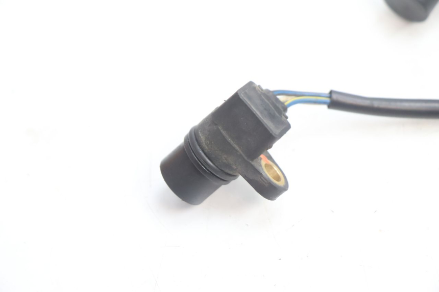 photo de CAMSHAFT SENSOR YAMAHA FJR 1300 (2001 - 2005) - Component detail