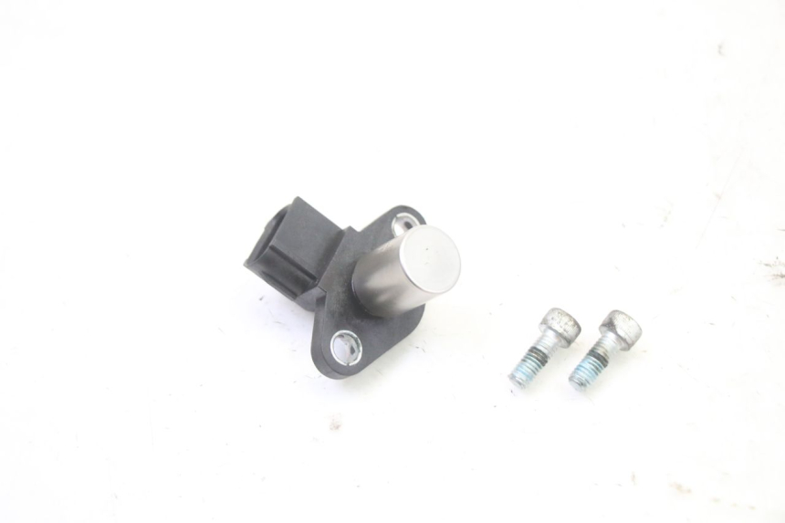 photo de CAMSHAFT SENSOR SUZUKI GSR 750 (2011 - 2017) - Component detail