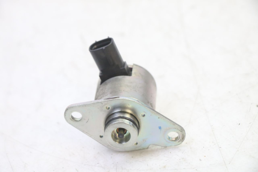 photo de CAMSHAFT SENSOR YAMAHA XMAX X-MAX 125 (2021 - 2025) - Alternative perspective