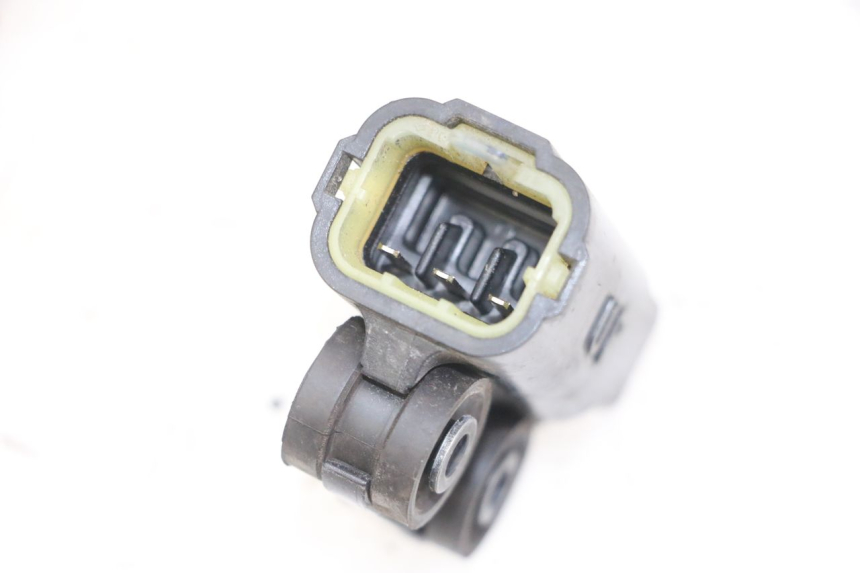 photo de TILT SENSOR YAMAHA XJ6 ABS 600 (2008 - 2016) - Zoom on usage condition