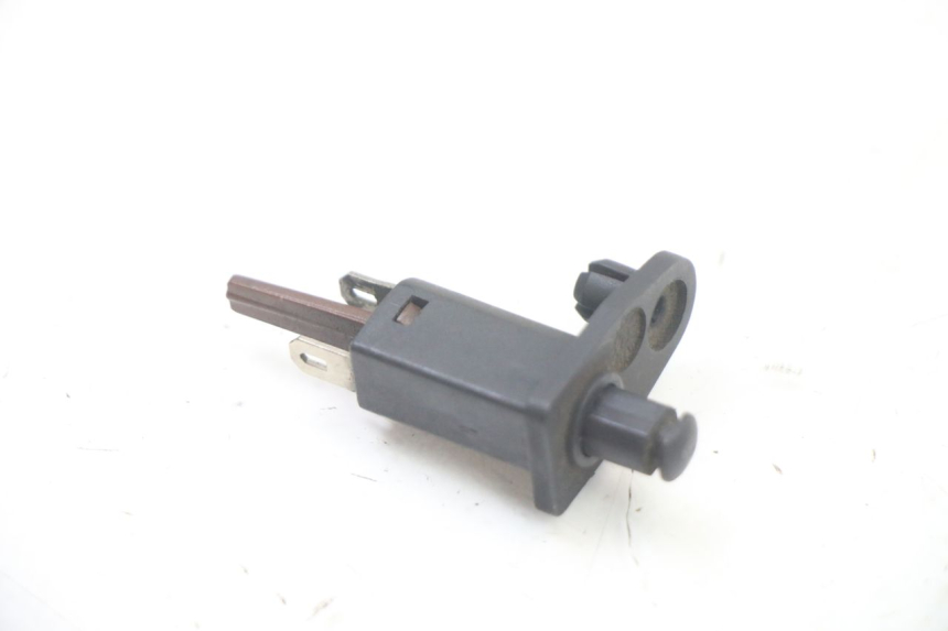 photo de TRUNK OPENING SENSOR PIAGGIO X8 125 (2004 - 2007) - Zoom on usage condition