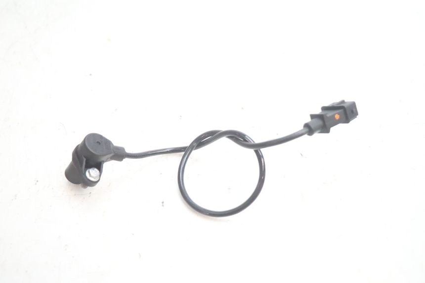 photo de CRANKSHAFT POSITION SENSOR GILERA GP 800 (2007 - 2013) - Technical close-up