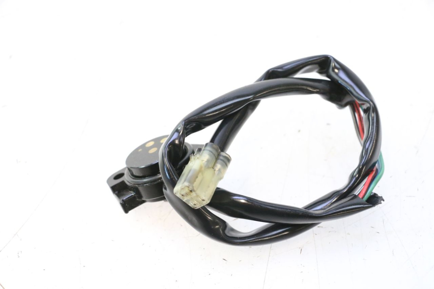 photo de NEUTRAL SENSOR SUZUKI SV S 650 (1999 - 2002) - Component detail