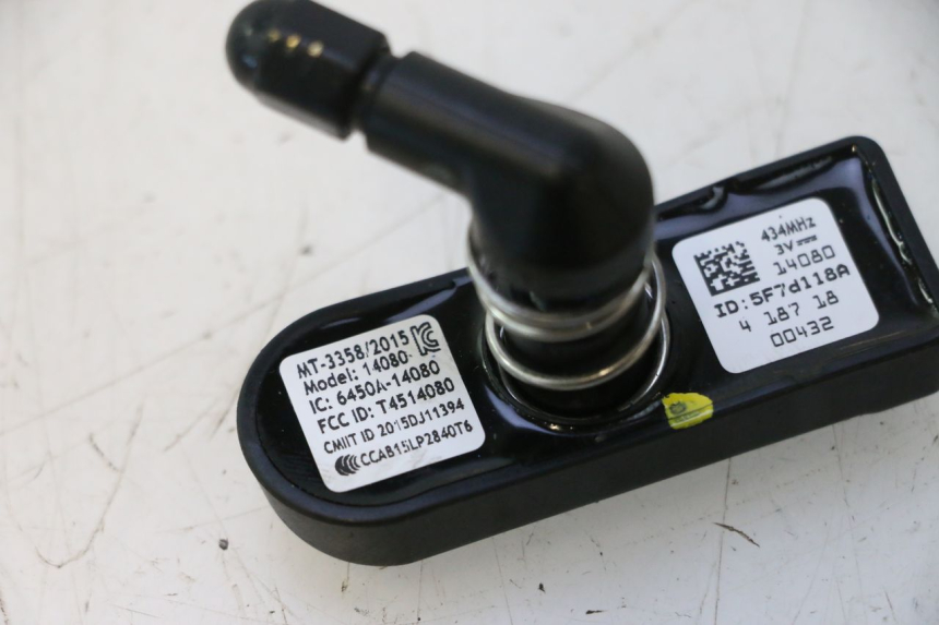 photo de TYRE PRESSURE SENSOR HARLEY DAVIDSON ROAD GLIDE FLTRXSE 1920 (2018 - 2022) - Component detail