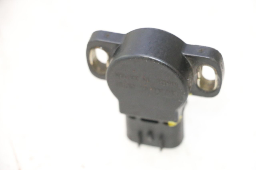 photo de TPS SENSOR SUZUKI GS GSE 500 (2001 - 2003) - Zoom on usage condition
