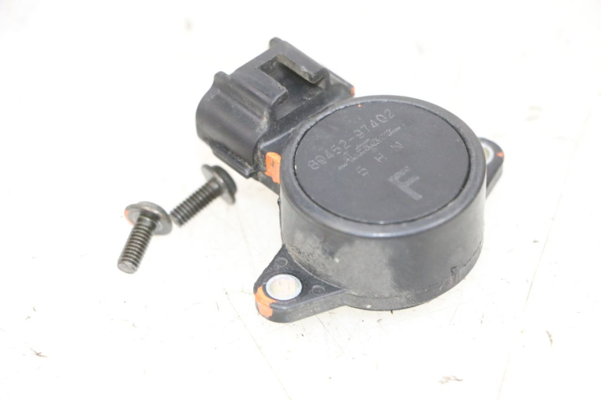 photo de TPS SENSOR YAMAHA XMAX X-MAX 125 (2006 - 2009) - Alternative perspective