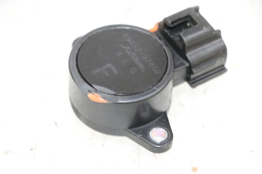 photo de TPS SENSOR YAMAHA XMAX X-MAX 125 (2006 - 2009) - Technical close-up