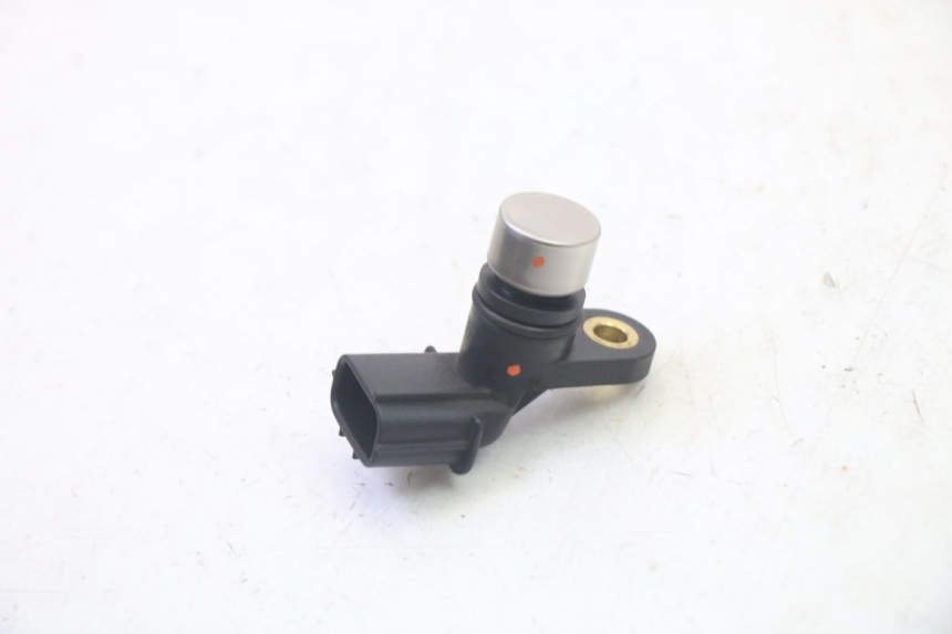 photo de SPEED SENSOR HONDA FES S-WING SWING ABS 125 (2007 - 2015) - Alternative perspective
