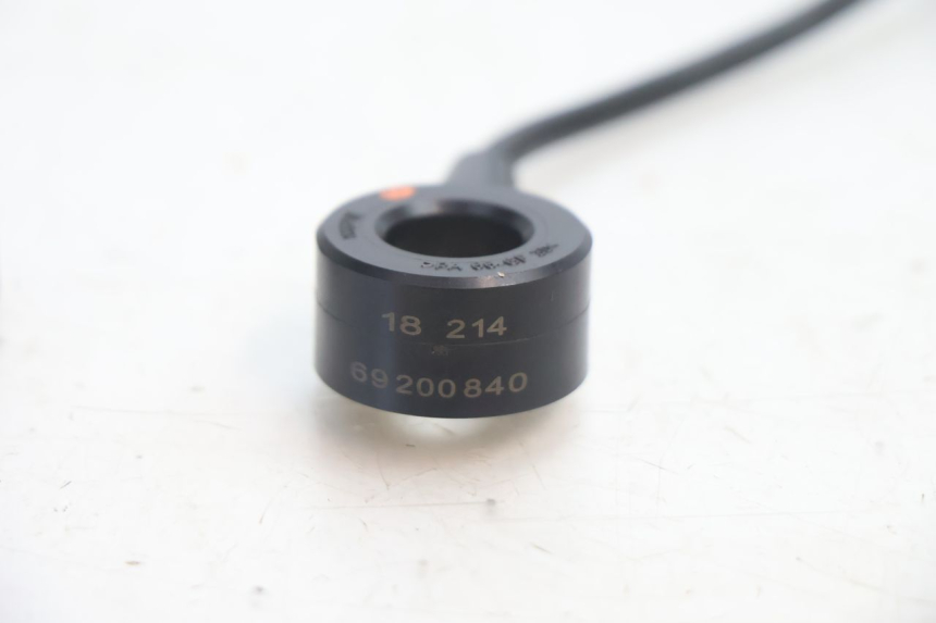 photo de KNOCK SENSOR HARLEY DAVIDSON ROAD GLIDE FLTRXSE 1920 (2018 - 2022) - Technical close-up
