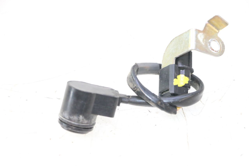 photo de ROLL LOCK POSITION SENSOR PIAGGIO MP3 HPE 530 (2022 - 2026) - Zoom on usage condition