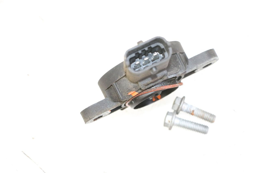 photo de ROLL LOCK POSITION SENSOR PIAGGIO MP3 RL 250 (2006 - 2010) - Zoom on usage condition