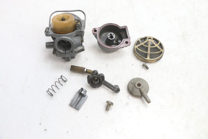 photo de CARBURETOR PEUGEOT 103 SPX CLIP 50 (1989 - 1992) - Surface and material condition