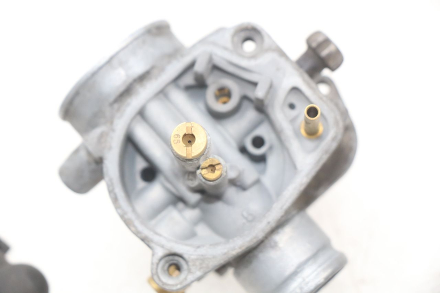 photo de CARBURETOR YAMAHA AEROX NAKED 2T 50 (2013 - 2017) - High-resolution close-up