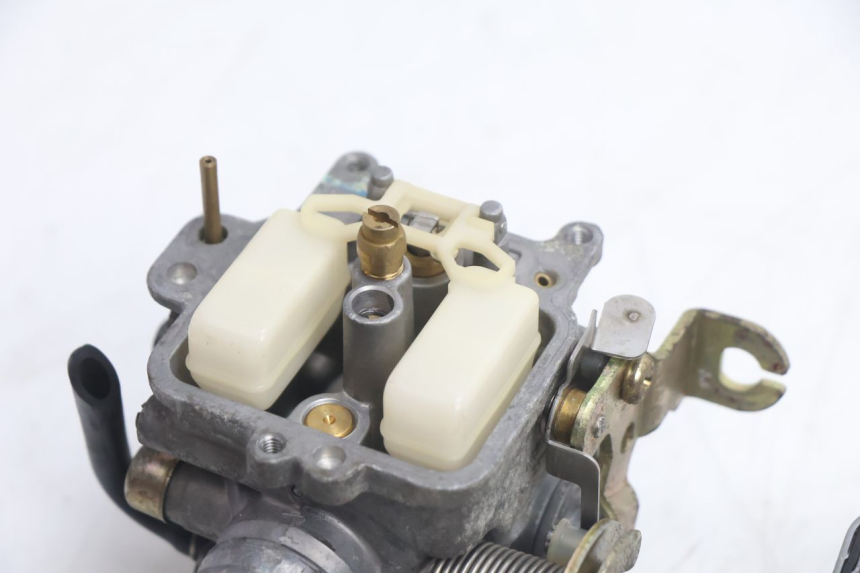 photo de CARBURETOR KYMCO AGILITY 4T 50 (2005 - 2018) - Checked used part